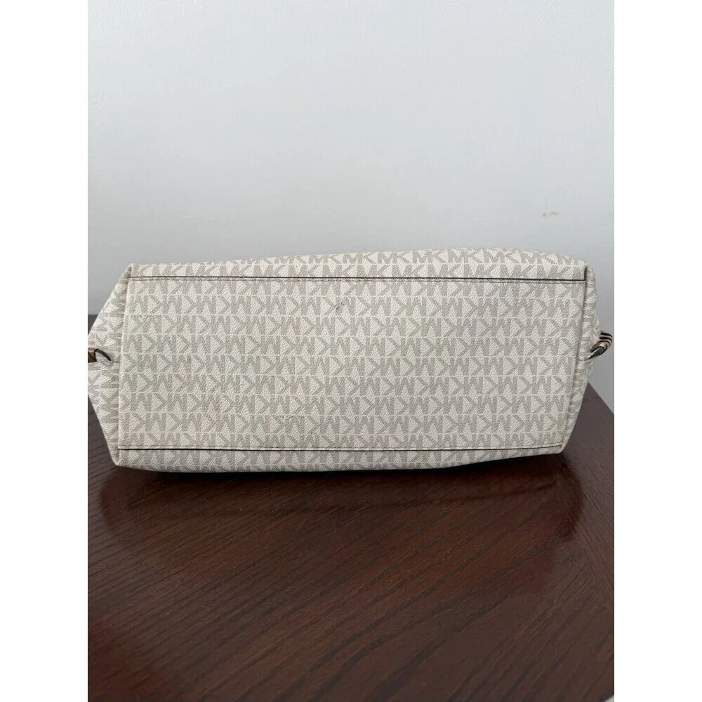 Michael Kors Shoulder Bag Joan Large Slouchy Vanilla Pebbled Leather AUTHENTIC - Picture 15 of 16